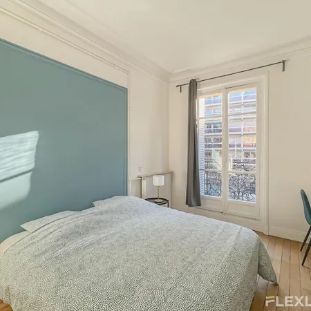 Flexliving - - Felix Faure * Paris